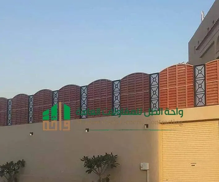 سواتر خشبية بلاستيكية